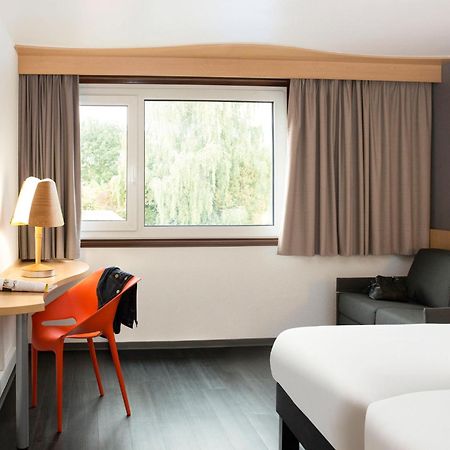 Ibis 3 Lacs Neuchatel Thielle Экстерьер фото